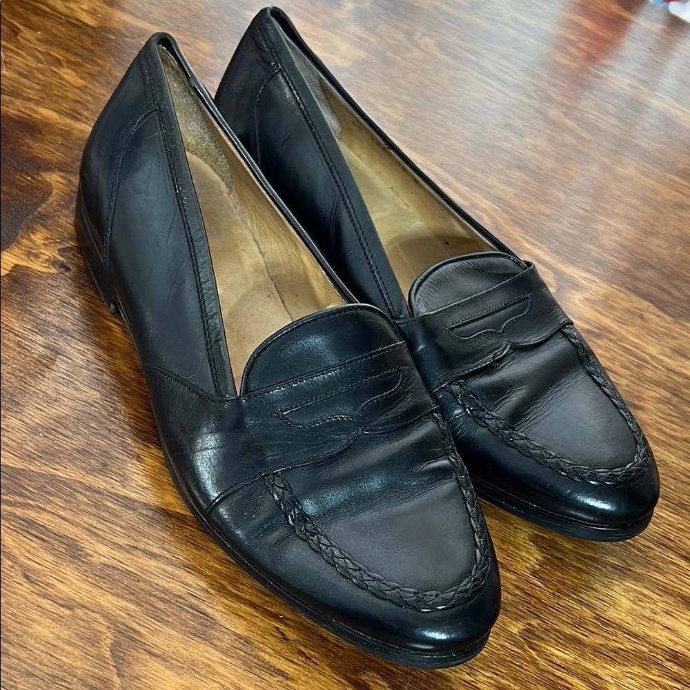 Johnston & Murphy Black Leather Loafers with Penny Strap